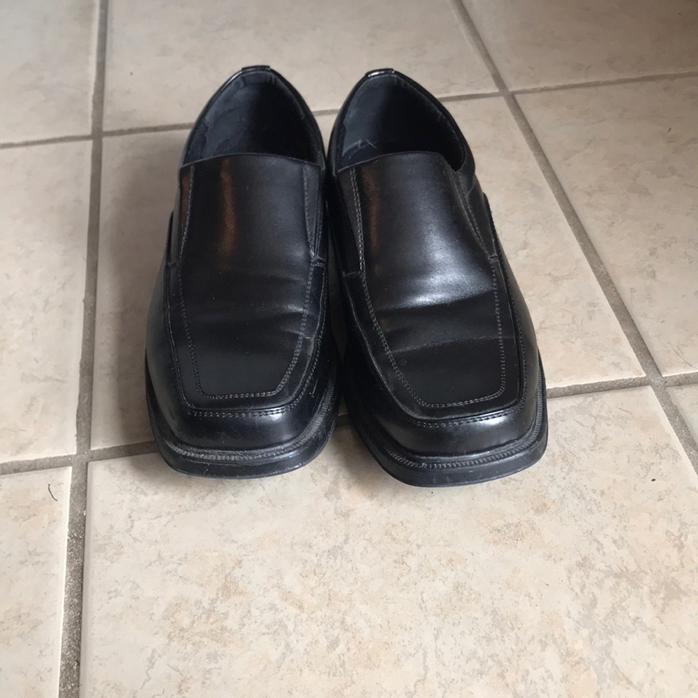 Men’s business shoes
